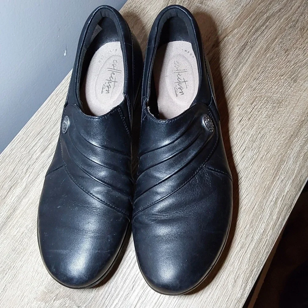 Clarks Collection Black Leather Shoes Slip-On Loafer Womens Size 8M‎